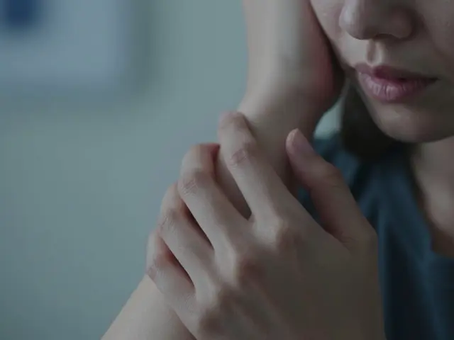 CBD kapsule na nervovou bolest: Funguje to nebo jen mýtus?
